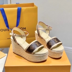 Louis Vuitton Sandals